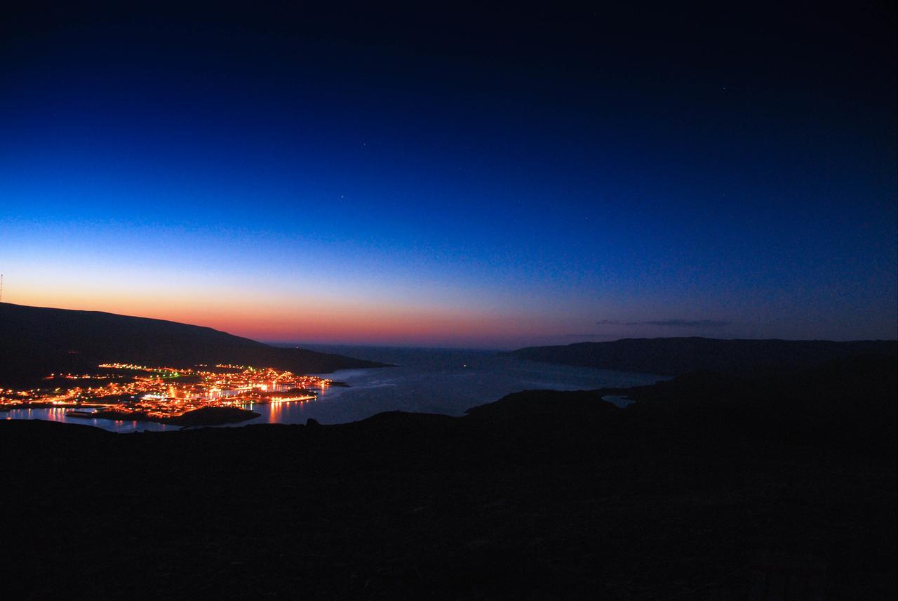 Batsfjord Polar Hotell エクステリア 写真